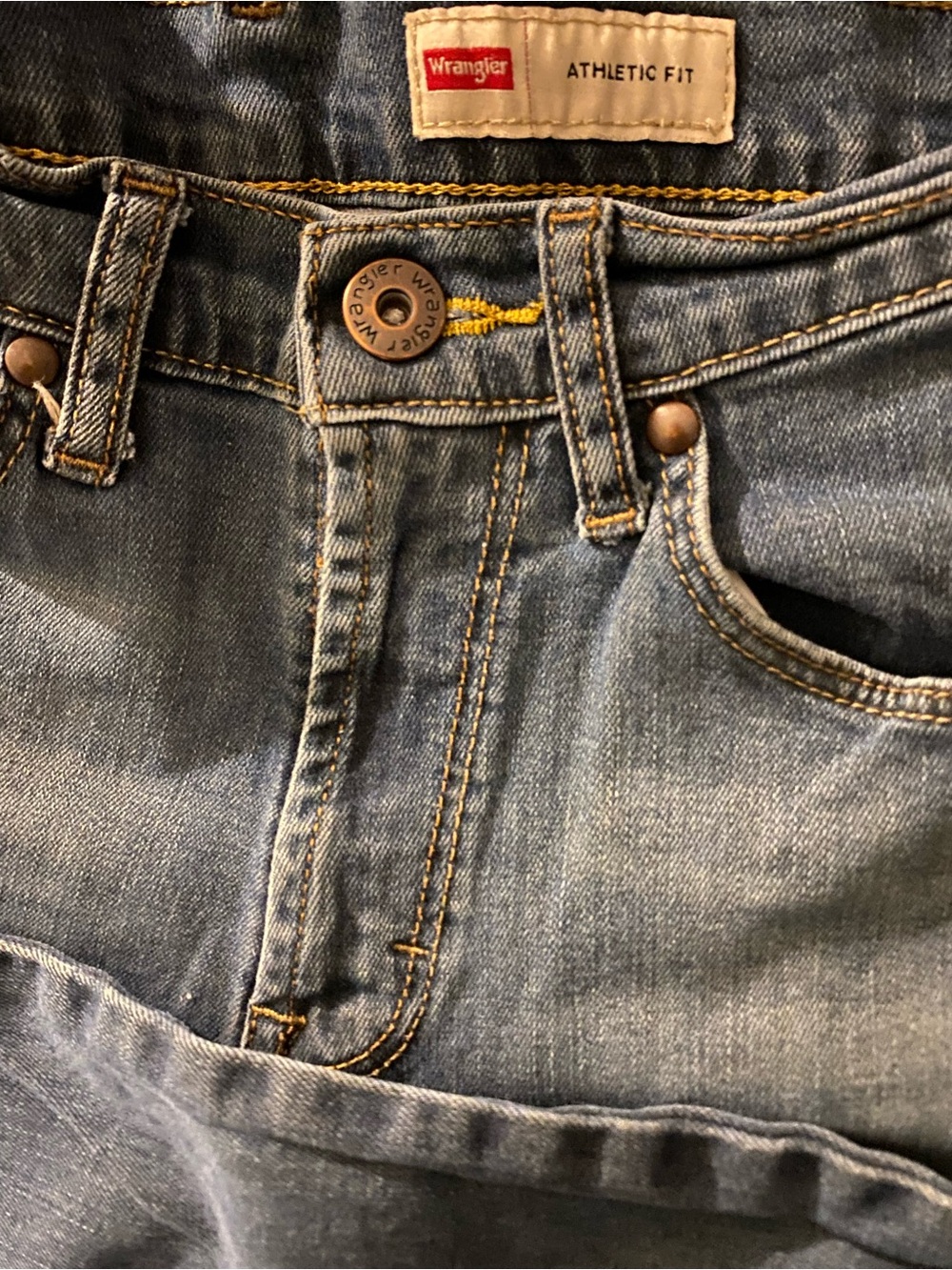 Wrangler Men's Relaxed Fit Light Blue Denim Jeans